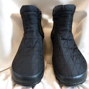 Women's Bogs Snowday II Short Boots Black Quilted Warm Size 7